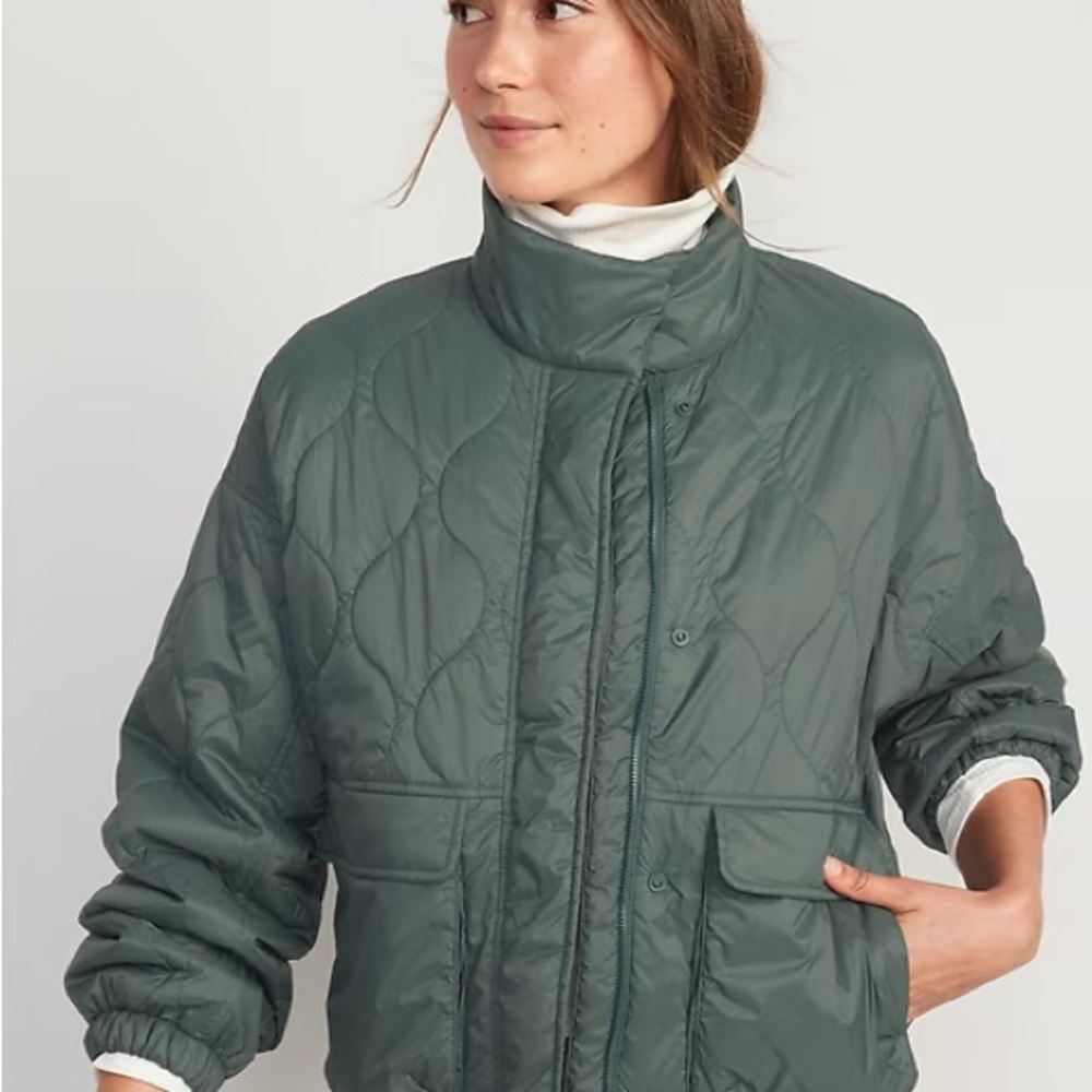 Old Navy Women's Packable Oversized Water-Resistant Quilted Jacket in Teal